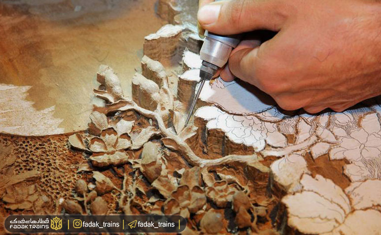 معرق کاری چوب از صنایع دستی قم