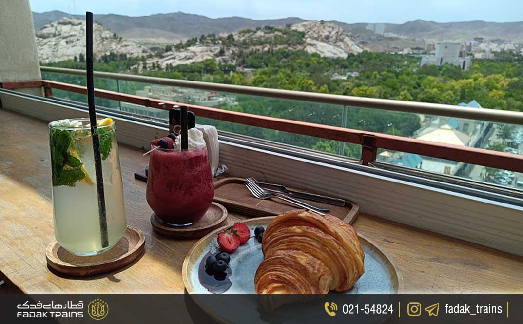 کافه ویولانژ مشهد