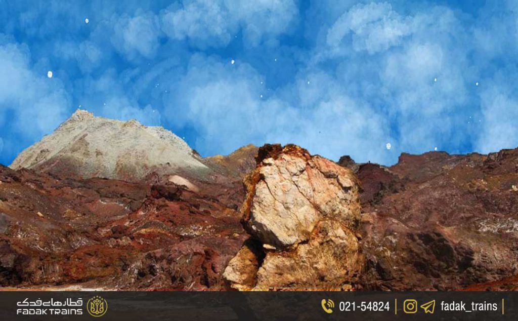 غار دره رنگین کمان جزیره هرمز