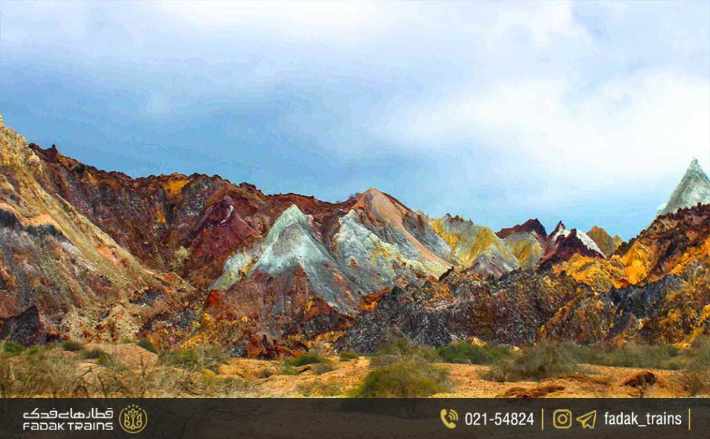 دره رنگین کمان قشم
