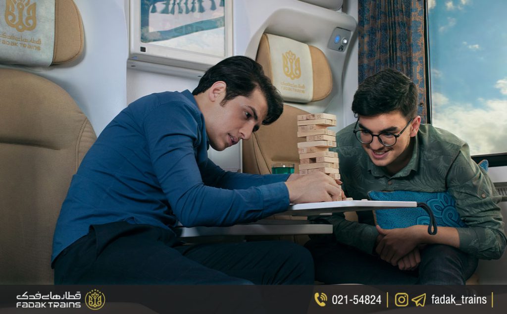 بهترین سرگرمی برای سفر با قطار