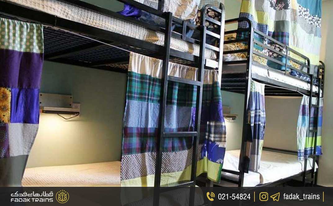 چالشهای اقامت در هاستل