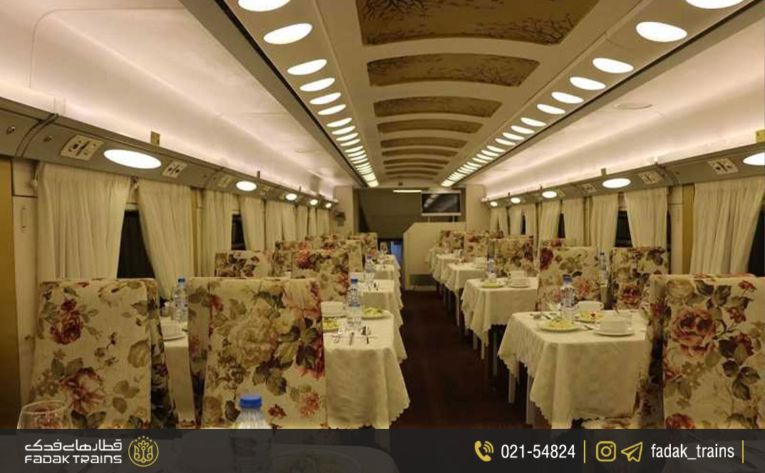 رستوران یا واگن غذاخوری قطار