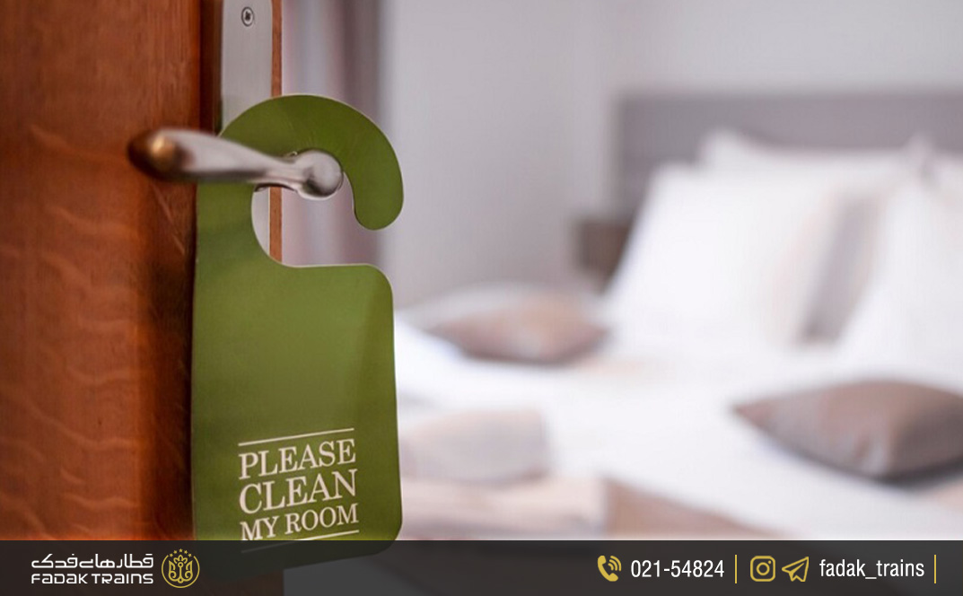 ساعات استاندارد چک این و تفاوت آنها در هتلهای مختلف