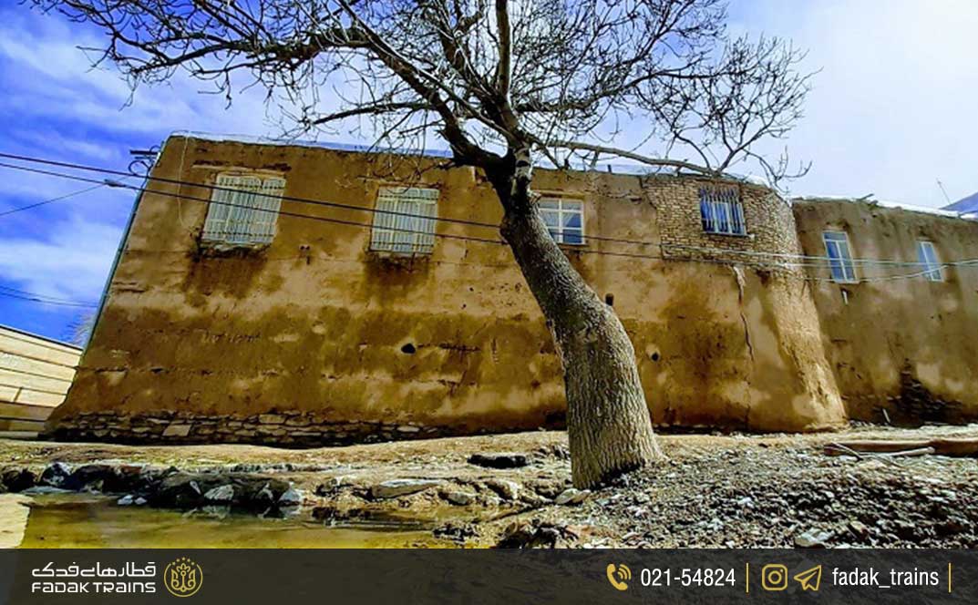 اقامتگاه بوم‌گردی هزاوه