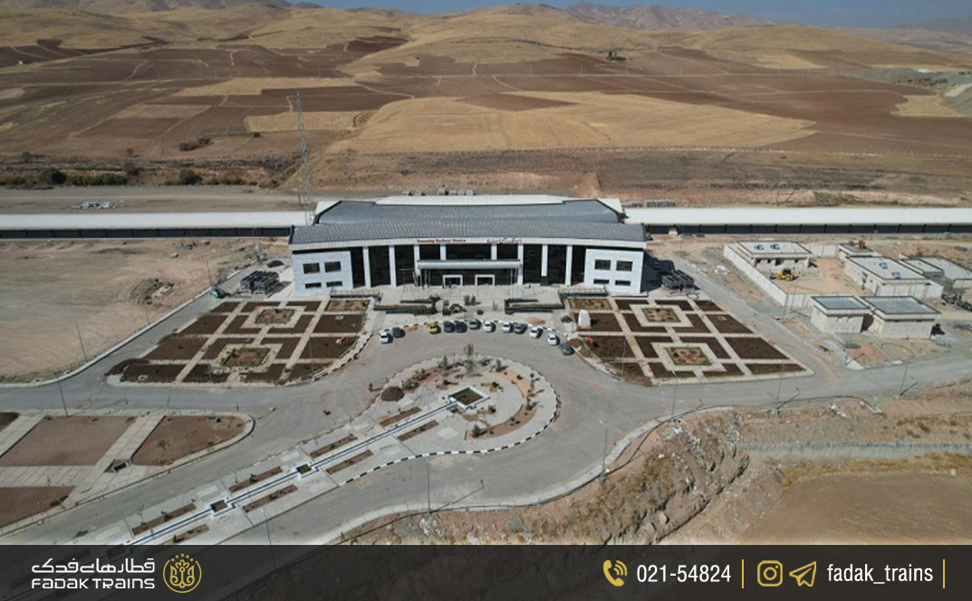 ایستگاه راه آهن سنندج کجاست؟